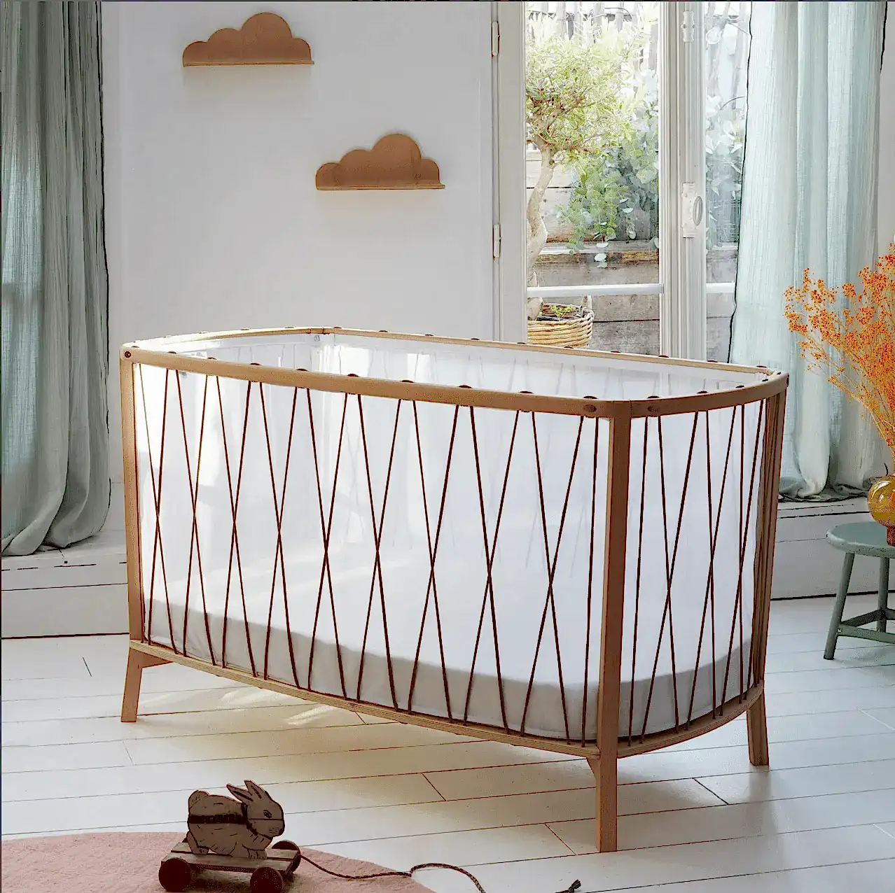 Charlie Crane KIMI Baby Bed, en del av kategorien Furniture - At Home Interiør